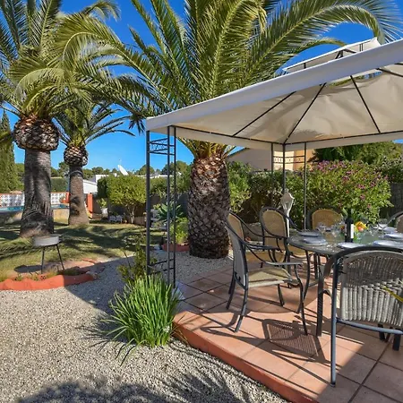 Villa Indigo *